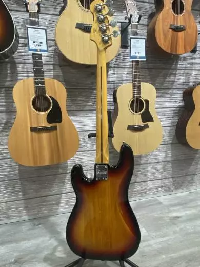 Squier - 037-4510-500 2